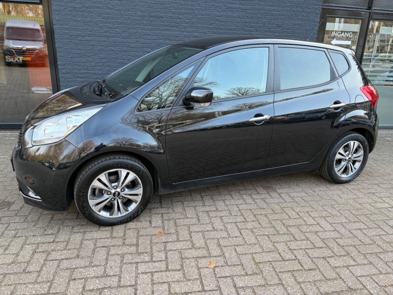 Kia Venga - 1.6 CVVT Dream team edition - AutoWereld.nl