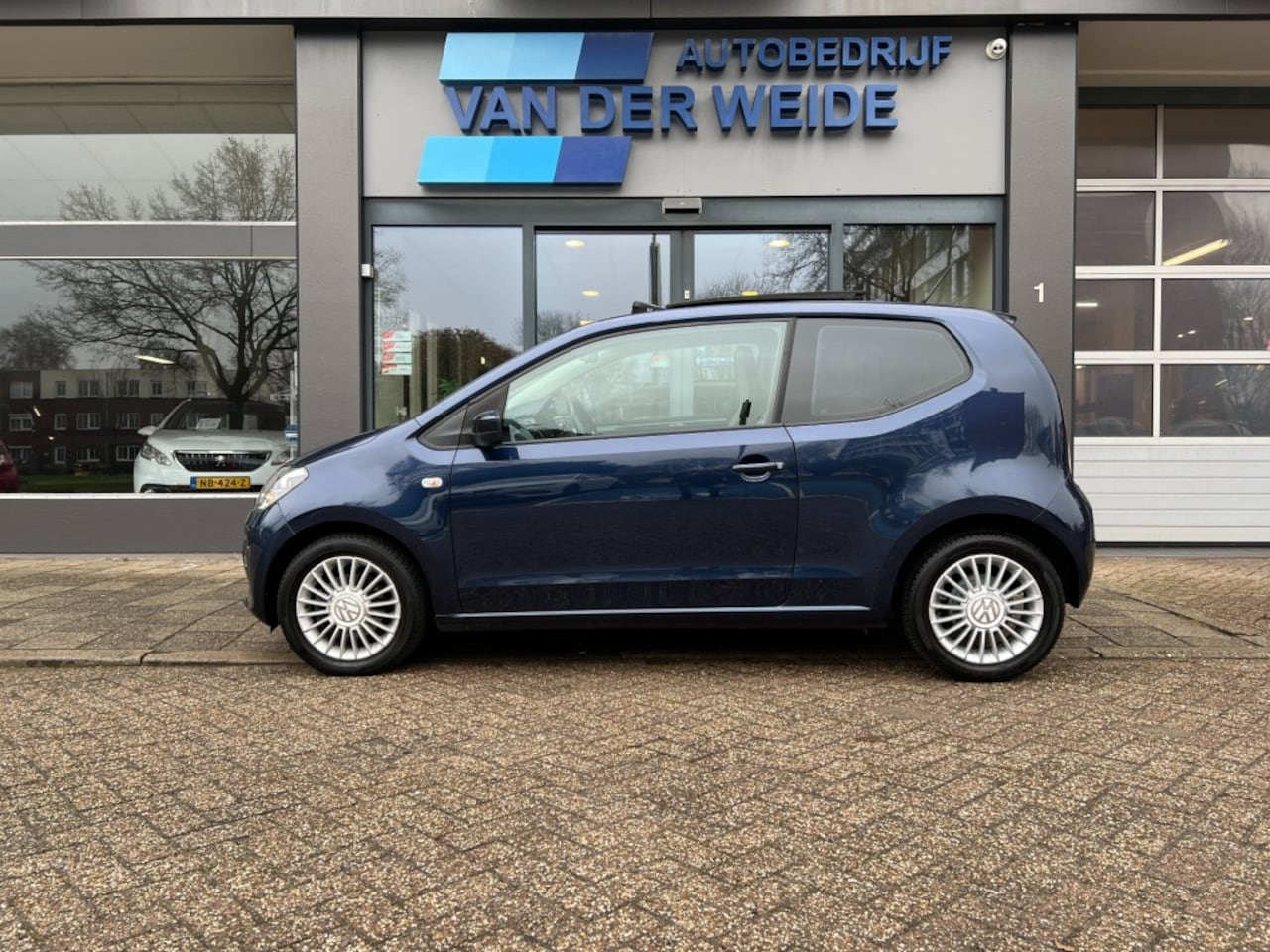 Volkswagen Up! - 1.0 high up! 1.0 High up - AutoWereld.nl