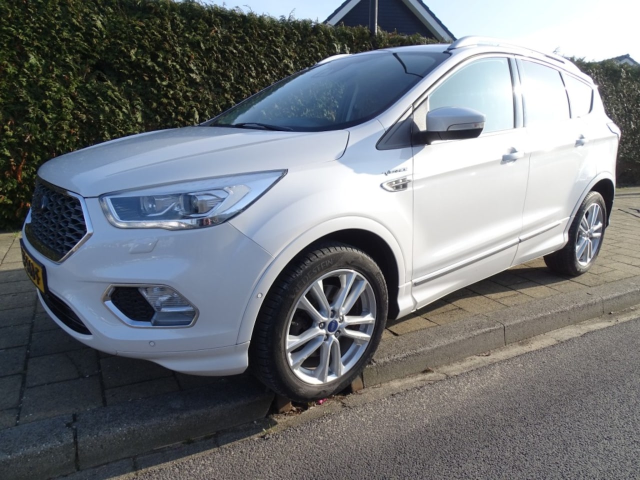 Ford Kuga - 1.5 ECOB. VIGNALE-Automaat-Came-Blth-Navi-Trkh-Pdc-Leer-Cruise - AutoWereld.nl
