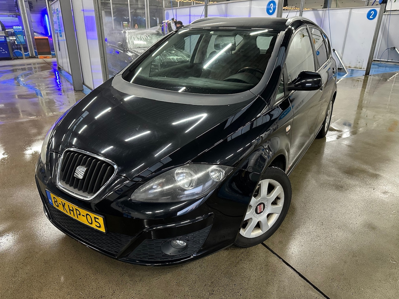 SEAT Altea XL - MET NAVIGATIE, AIRCO & APK TOT 08-05-2026! - AutoWereld.nl