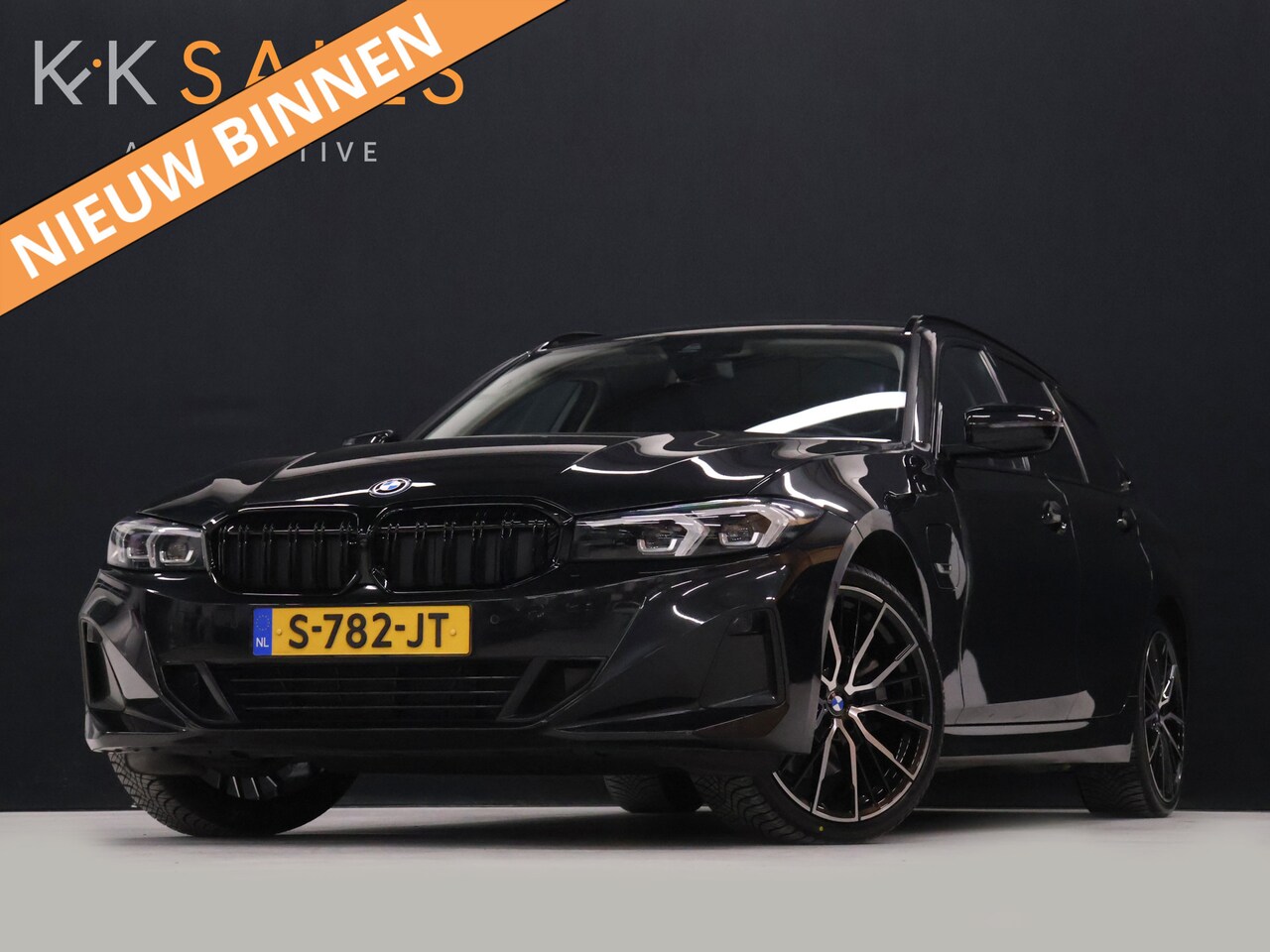 BMW 3-serie Touring - 320e Sport NW TYPE [TREKHAAK INKLAPBAAR, MEMORY SEATS, APPLE CARPLAY, ANDROID, LEDVERLICHT - AutoWereld.nl