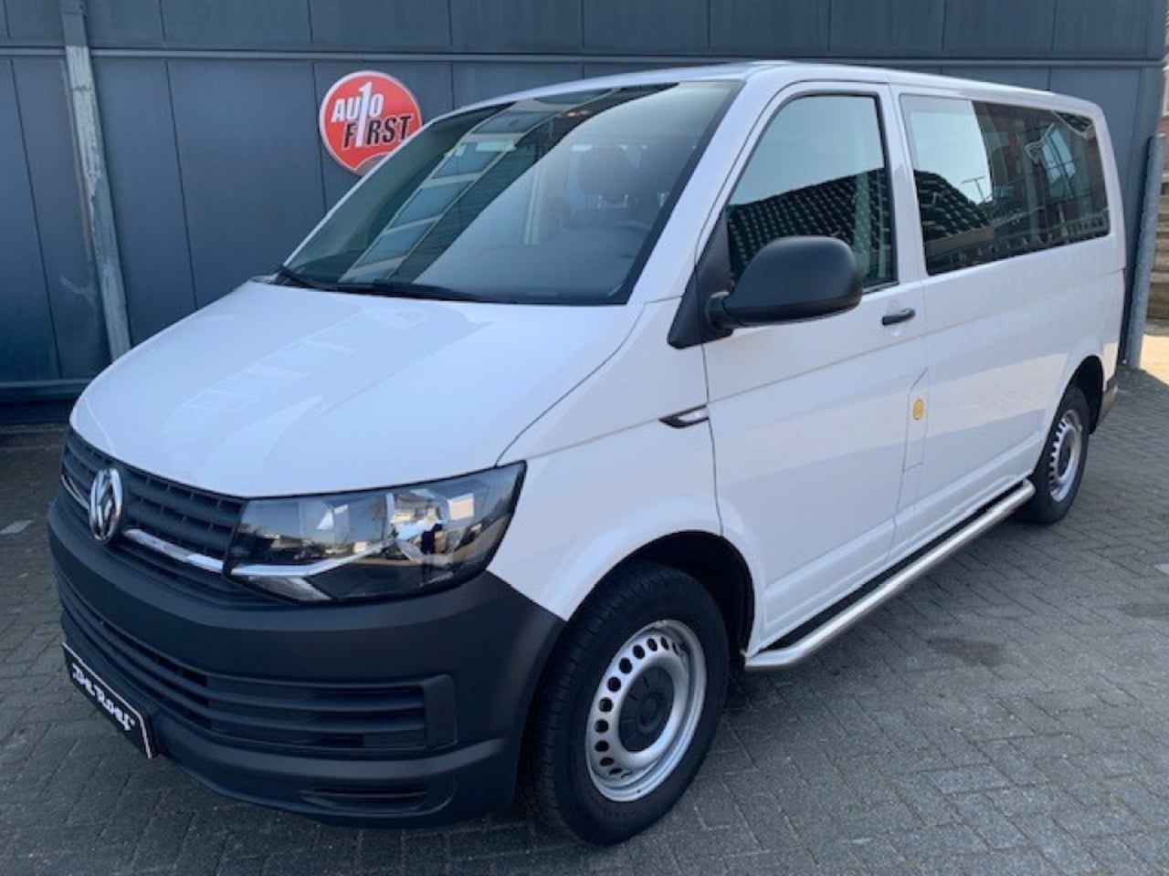 Volkswagen Transporter - L1H1 2.0 TSI 150PK 9 persoons INCL. BTW - AutoWereld.nl