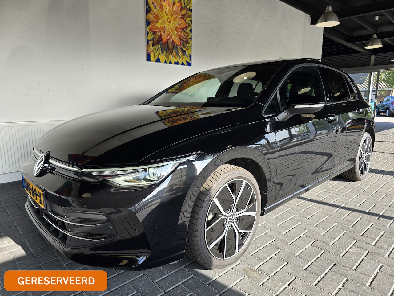 Volkswagen Golf - 1.5 eTSI Edition 50 / Panoramadak / 1 jaar volledige Bovag Garantie + onderhoud - AutoWereld.nl