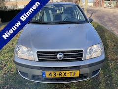 Fiat Punto - 1.2 Dynamic Zeer mooie lage km nap airco city alle boekjes en facturen er bij zie foto, s
