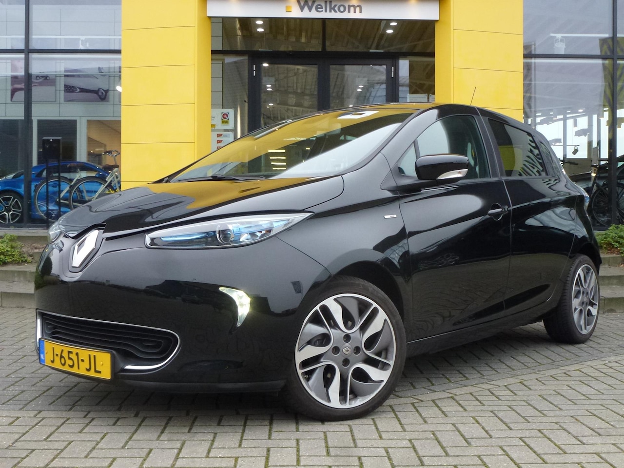 Renault Zoe - R110 Bose Z.E. 40 (Batterijhuur) Navigatie / Camera / Stoelverwarming - AutoWereld.nl