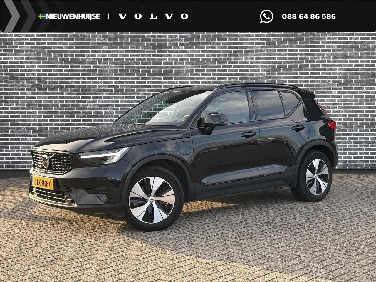 Volvo XC40 - 1.5 T4 Plug-in hybrid Plus Dark | Panoramadak | Harman Kardon audio | Stoel- en stuurwielv - AutoWereld.nl