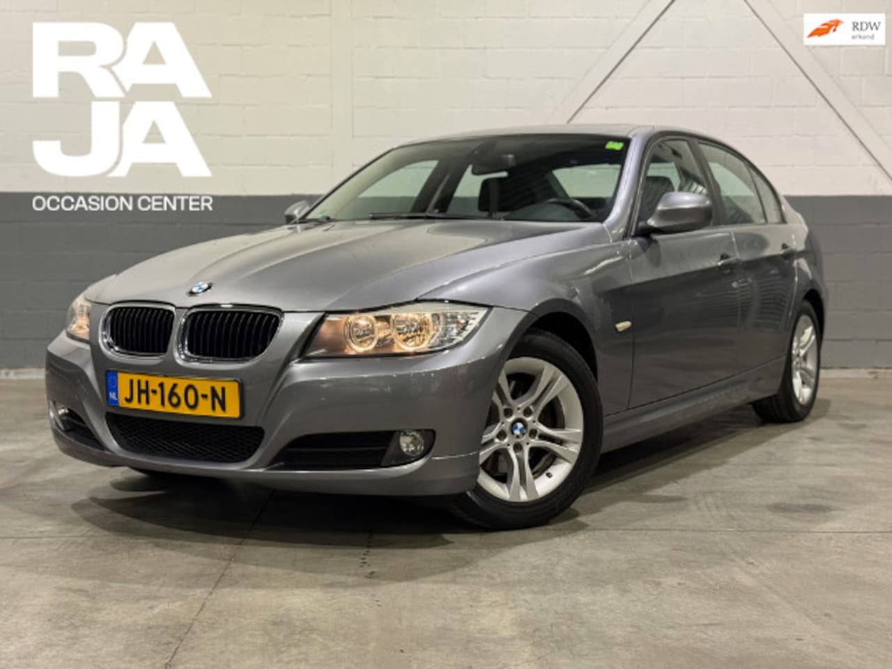 BMW 3-serie - 318i Executive Clima Cruise Stoelverwarming VOL OPTIES - AutoWereld.nl