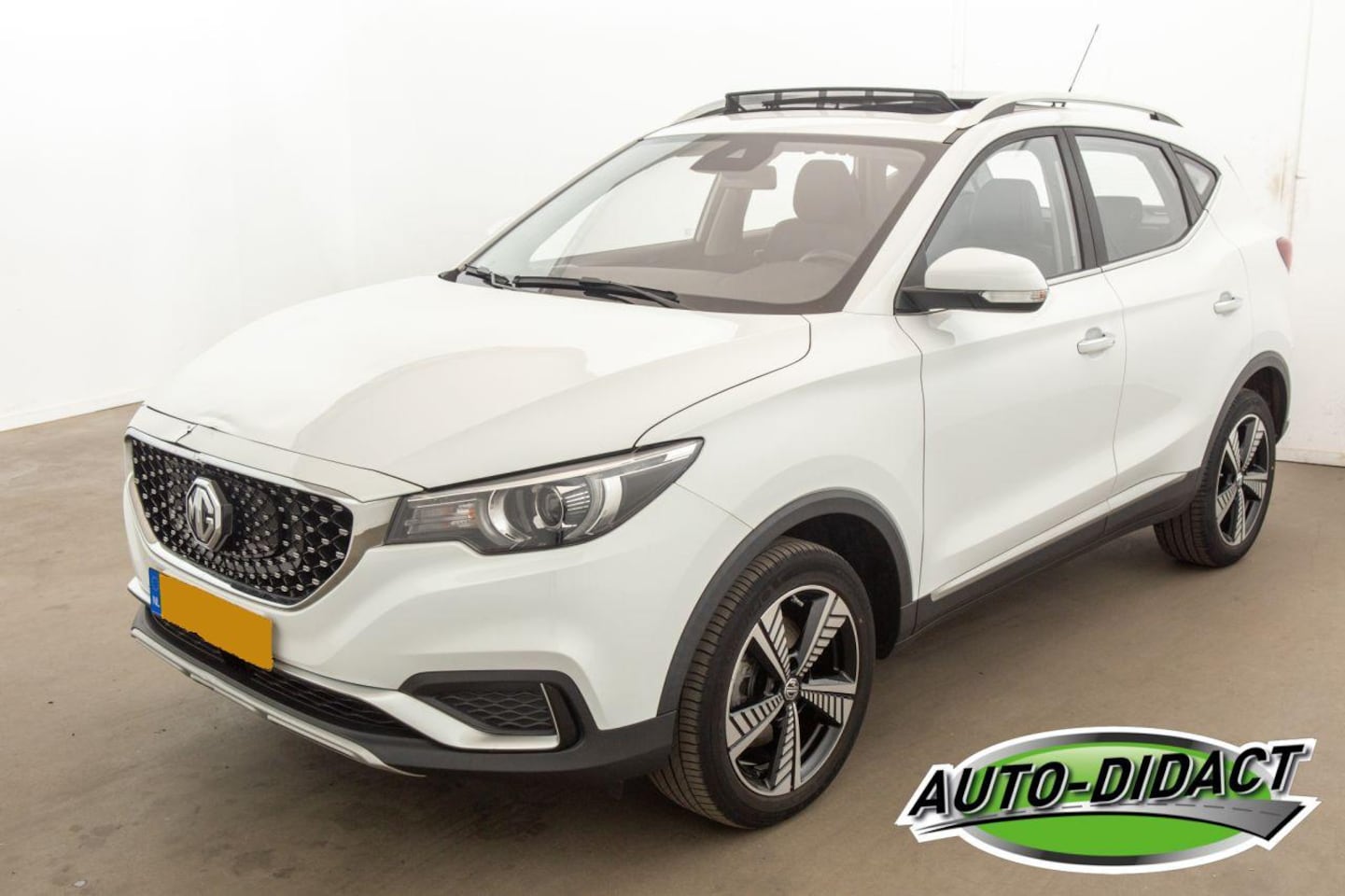 MG ZS - 45 KWH 60.722 km - AutoWereld.nl