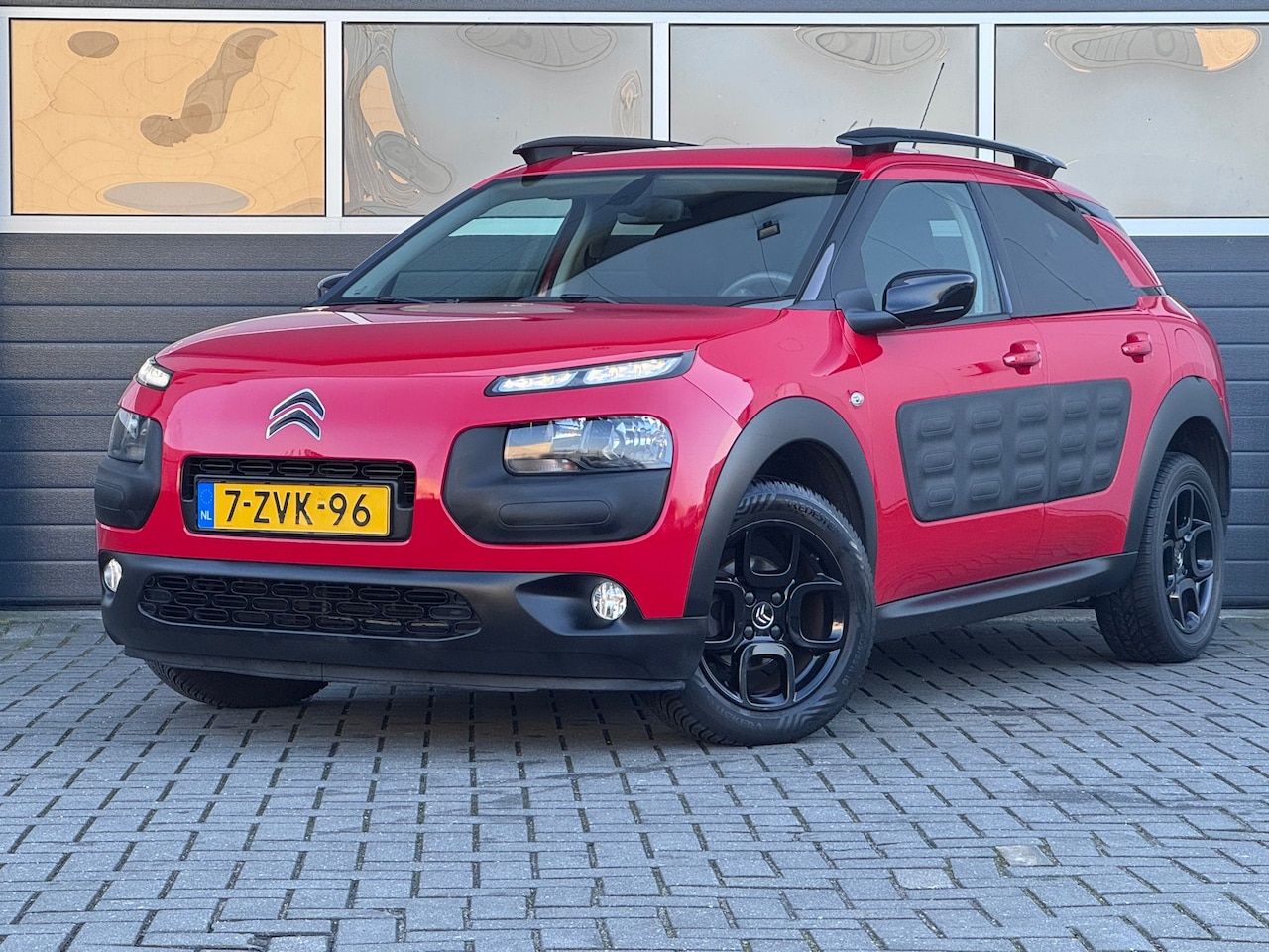 Citroën C4 Cactus - 1.2 e-VTi Shine | Automaat | Camera | L.M Velgen - AutoWereld.nl