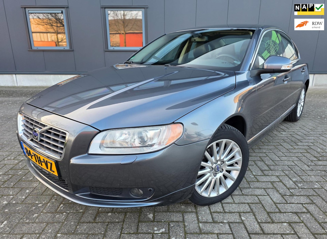 Volvo S80 - 3.2 Summum 3.2 Summum, netto € 6.570! - AutoWereld.nl