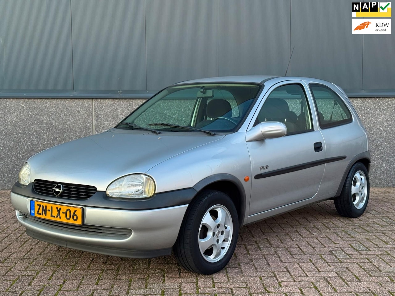 Opel Corsa - 1.2i-16V Sport Cool Airco - AutoWereld.nl