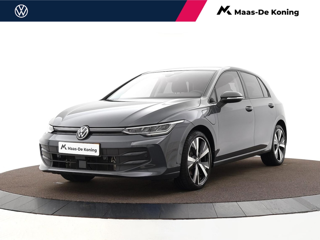 Volkswagen Golf - 1.5 eHybrid Life Edition · Apple/Android Car Play · Camera · Stoel-&Stuurverwarming · 18'' - AutoWereld.nl