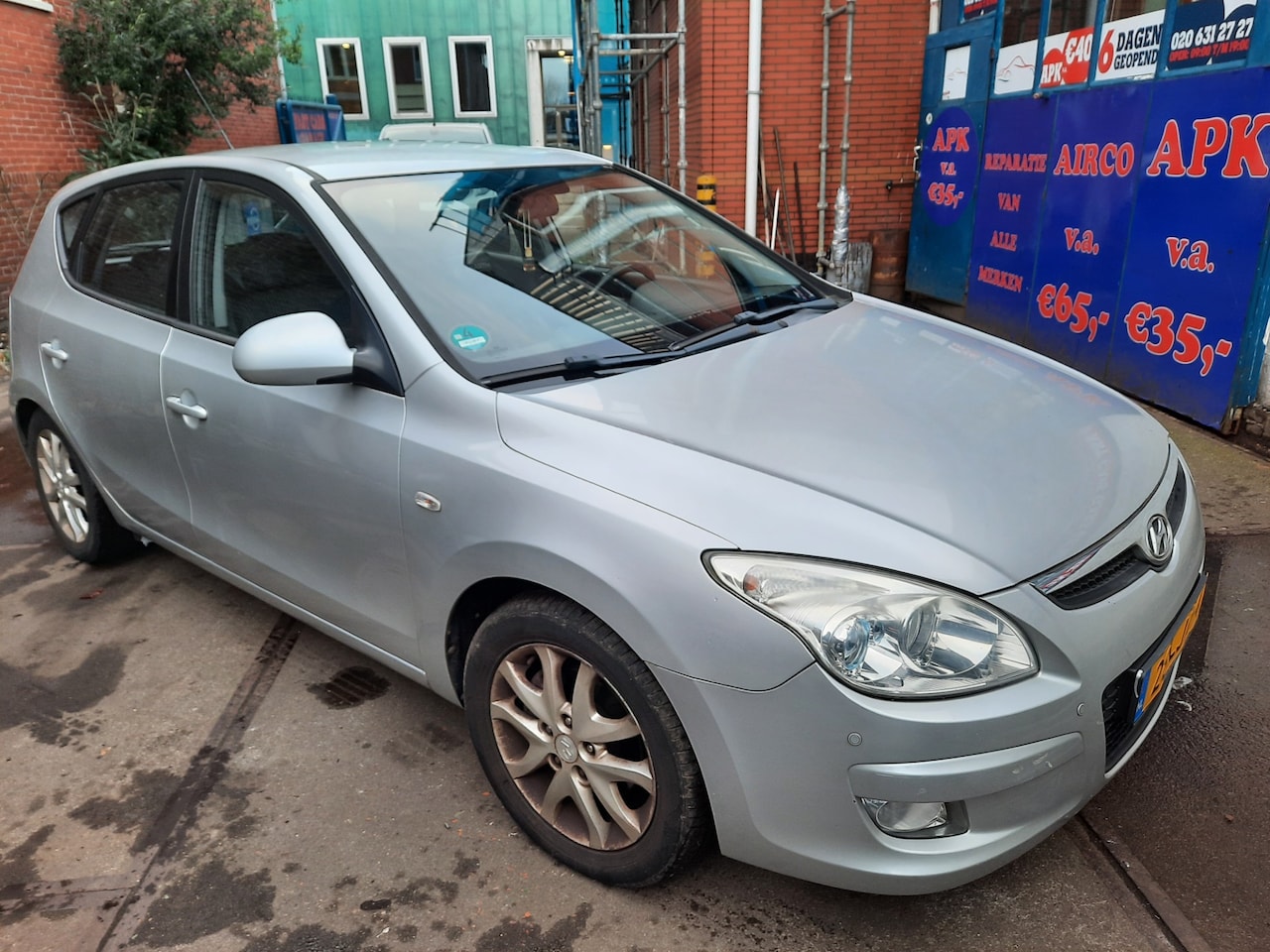 Hyundai i30 - 2.0i Style - AutoWereld.nl