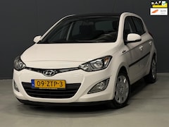 Hyundai i20 - 1.2i i-Motion 5-DEURS AIRCO/AUX/ISOFIX | KEURIGE AUTO