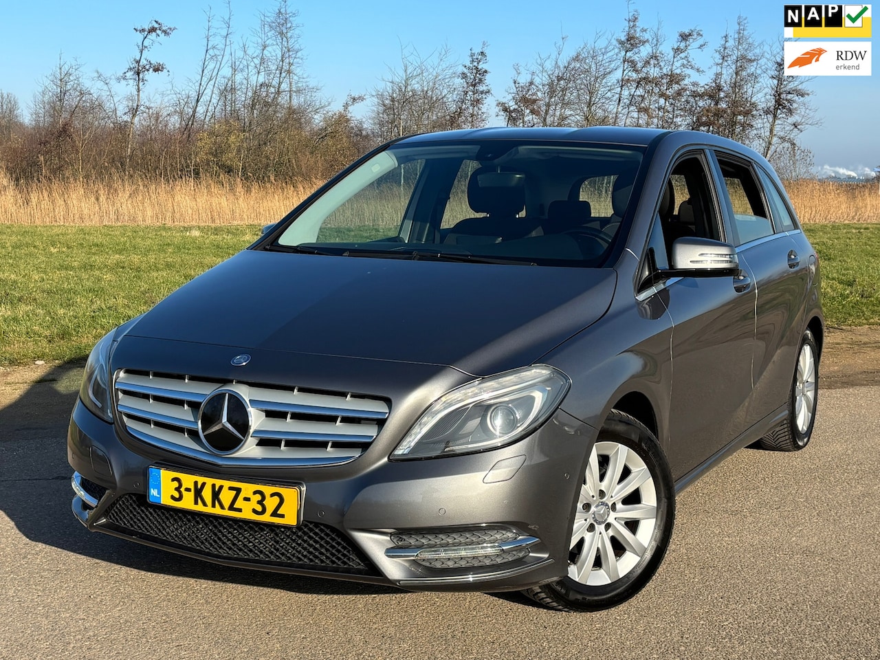 Mercedes-Benz B-klasse - 180 Aut Prestige/Navi/Pdc/Camera/1e eigenaar - AutoWereld.nl