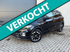 Volkswagen T-Cross - 1.5 TSI Automaat R-Line * Virtual Cockpit * Adaptieve Cruise * Carplay