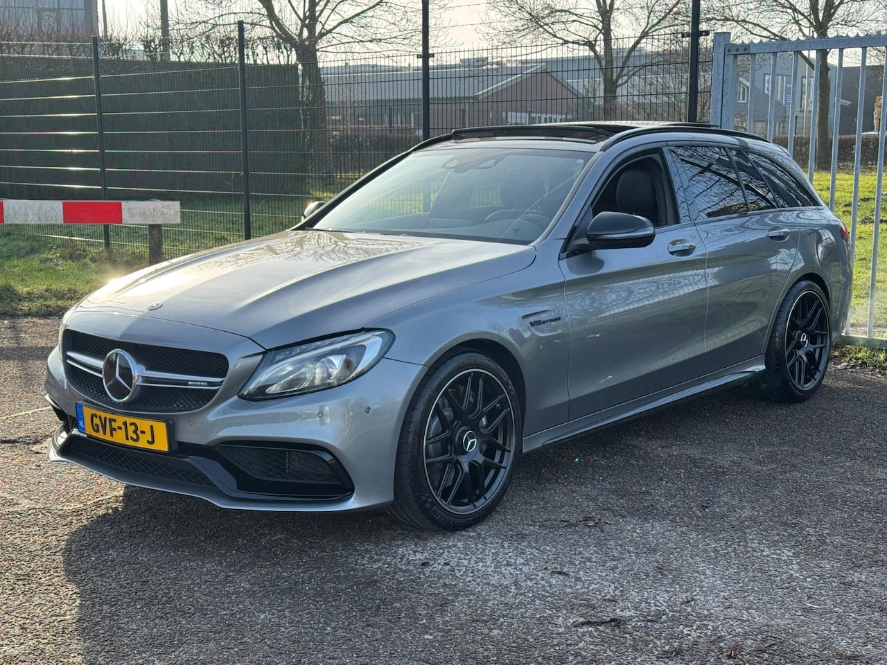 Mercedes-Benz C-klasse Estate - AMG C63 V8 Bi-Turbo Panodak Burmester Carbon - AutoWereld.nl