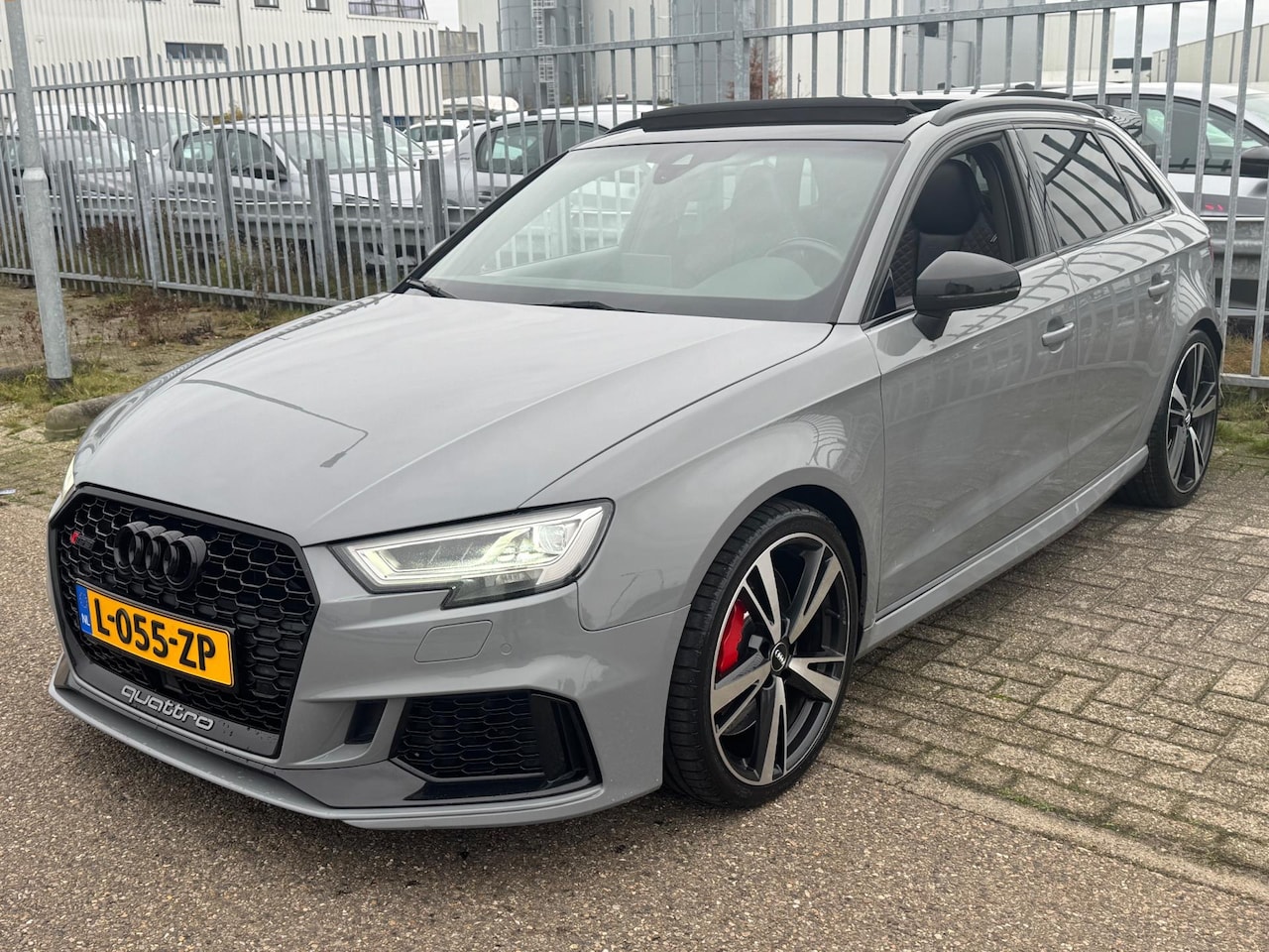 Audi RS3 - Sportback 2.5 TFSI quattro 400PK Pano B&O Matrix 19inch - AutoWereld.nl