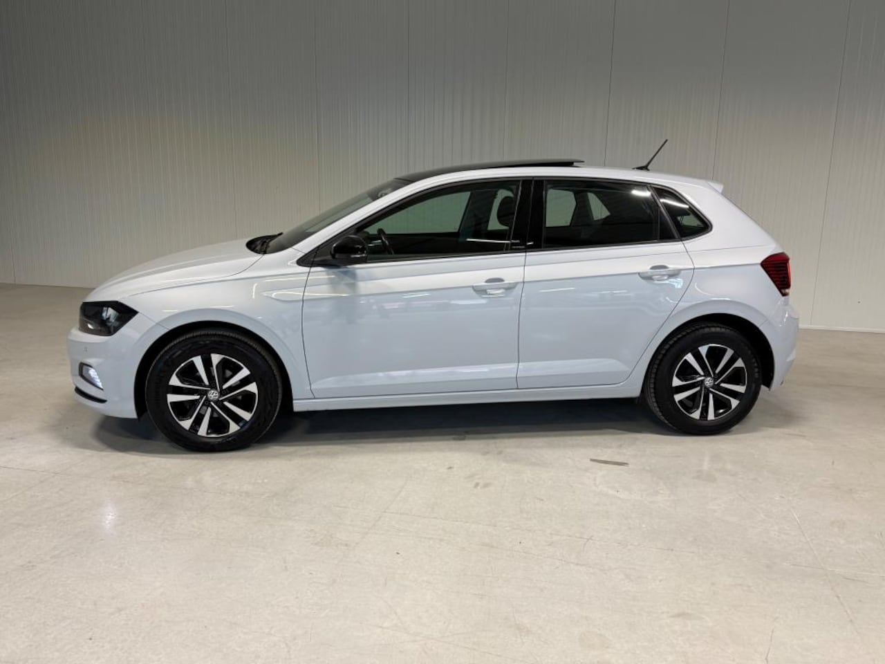 Volkswagen Polo - 1.0 TSI Highline Business R Iq drive panorama - AutoWereld.nl
