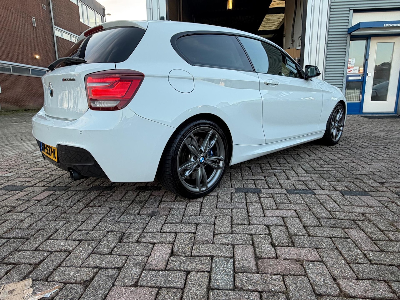 BMW 1-serie - M135i compleet revisie motor met garantie!! - AutoWereld.nl
