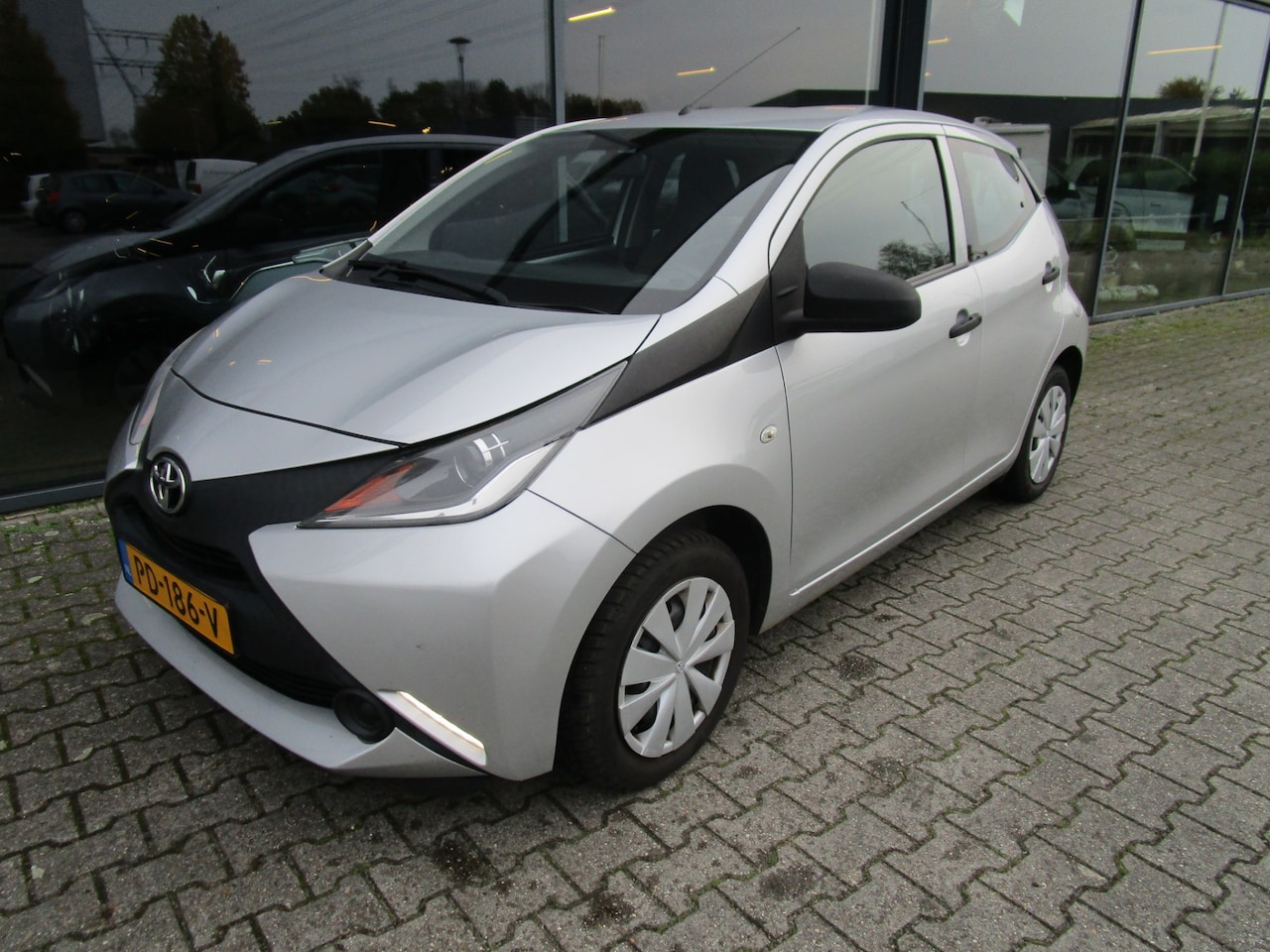 Toyota Aygo - 1.0 VVT-i x-fun 1.0 VVT-i x-fun - AutoWereld.nl