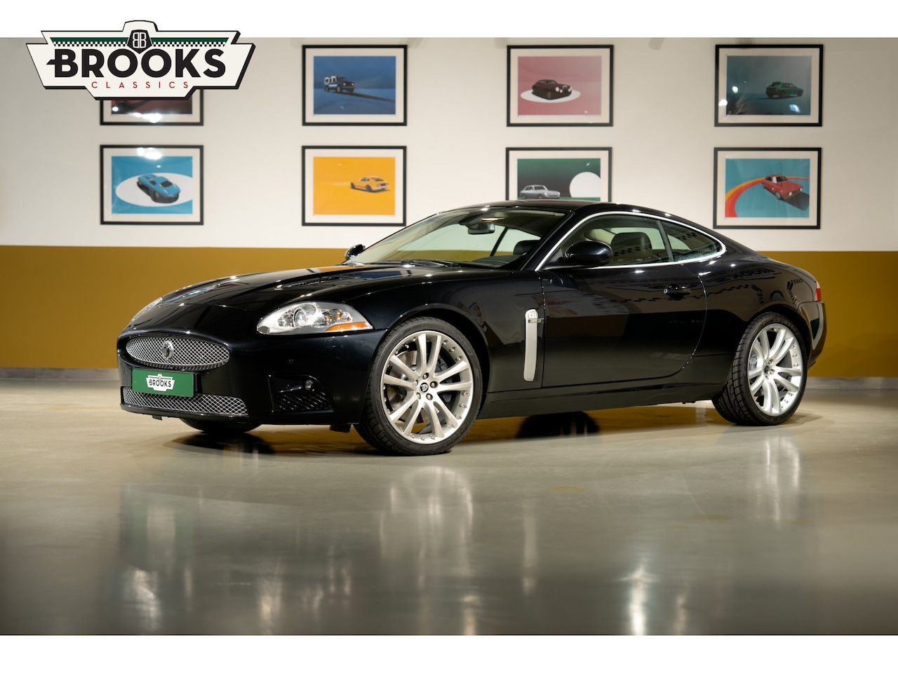 Jaguar XKR - 4.2 V8 Coupé | Cruise control | Elektrisch verstelbare en verwarmde voorstoelen | Lichtmet - AutoWereld.nl