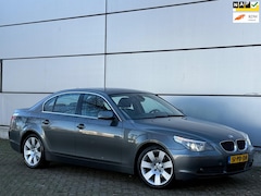 BMW 5-serie - 525i Executive Automaat |Leer |Electr Stoelen |Xenon |Trekhaak |Lmv |Nap |Boekjes