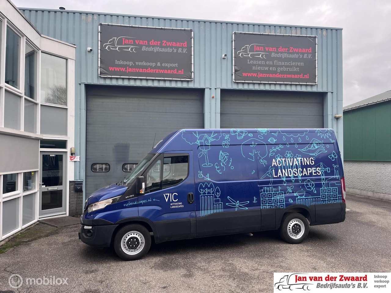 Iveco Daily - 35 S 16V 2.3 352 Airco 160 PK - AutoWereld.nl