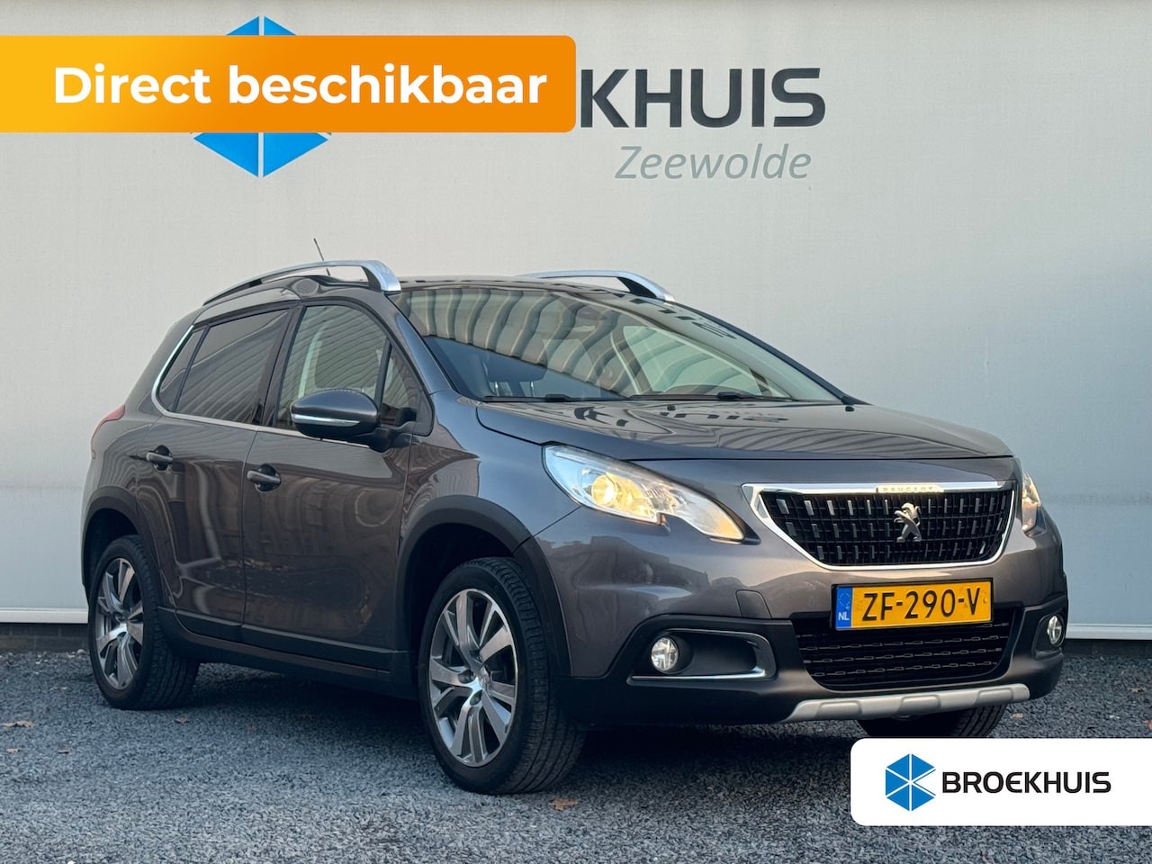 Peugeot 2008 - 1.2 PureTech Blue Lease Allure 130PK 6-bak | Trekhaak | Panoramadak | Sportstoelen | Achte - AutoWereld.nl