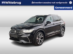 Volkswagen Tiguan - 1.4 TSI DSG eHybrid R-Line Business / Panorama dak / IQ Led / 20'' LMV / 360 camera / Stuu