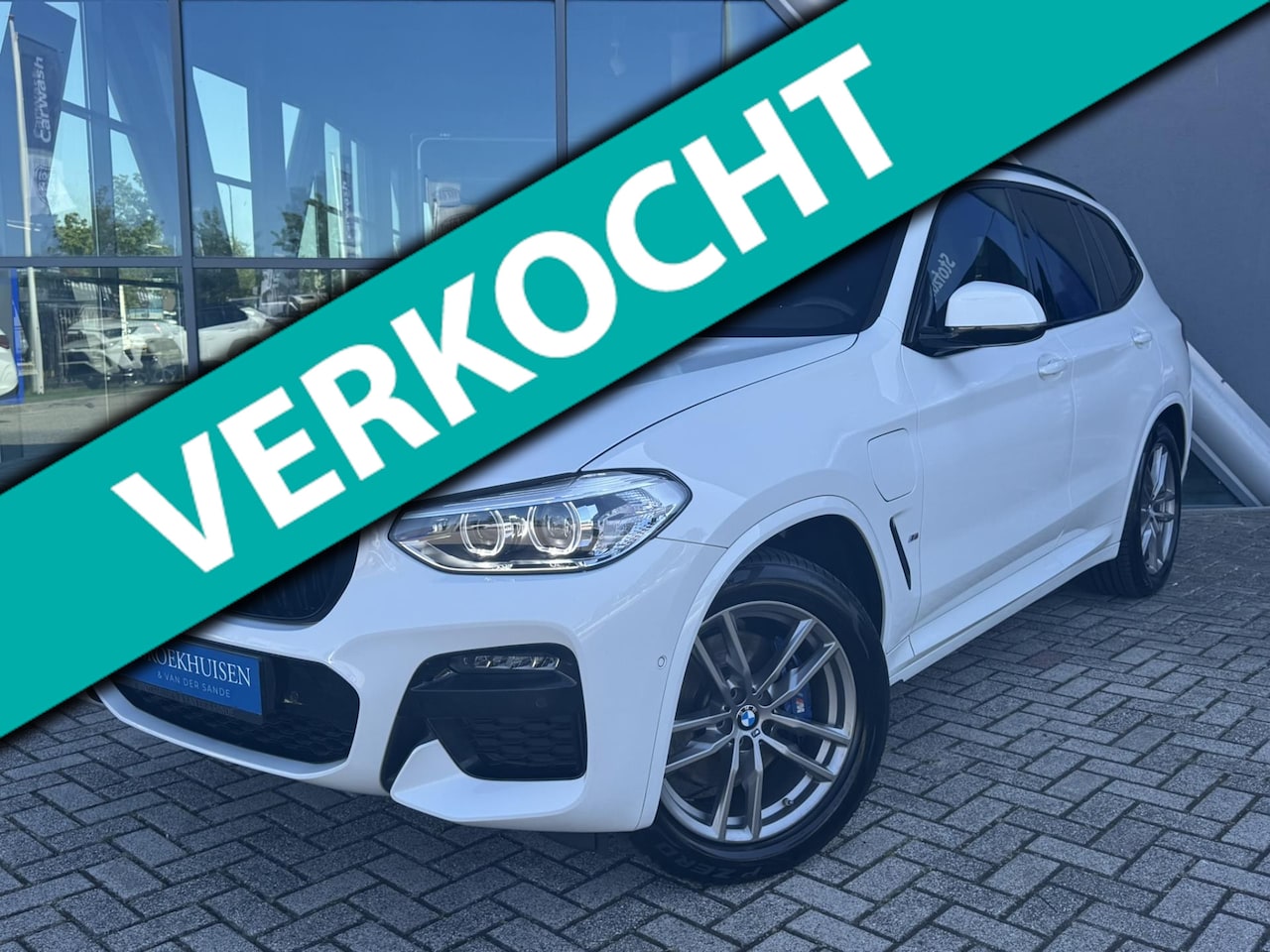 BMW X3 - XDrive30e Plug In Hybrid High Executive M-Sport 293pk Panoramadak / Trekhaak / Camera - AutoWereld.nl