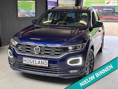 Volkswagen T-Roc - 2.0 TSI 4Motion 3xR-Line Pano Camera TREKHAAK LED Garantie