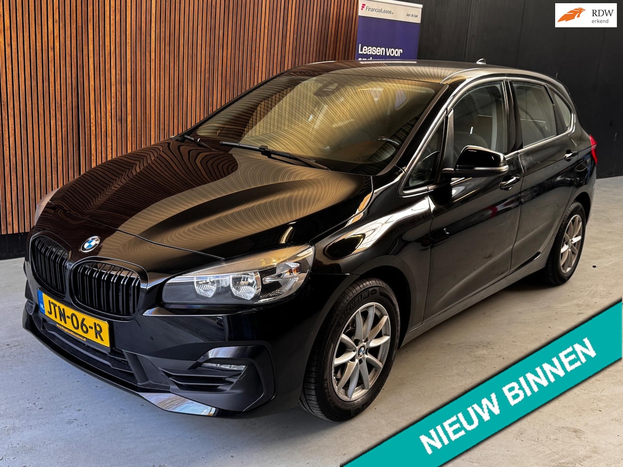 BMW 2-serie Active Tourer - 218i LCI High Executive AUTOMAAT PDC GARANTIE - AutoWereld.nl