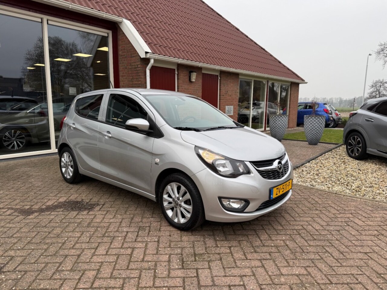 Opel Karl - 1.0 120 JAAR EDITION CRUISE CONTROL/RADIO/AIRCO/ENZ. - AutoWereld.nl
