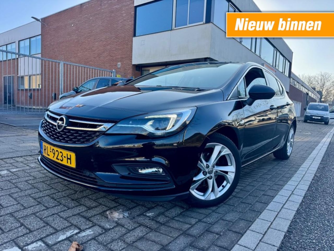 Opel Astra - 1.0 Innovation 5DRS CLIMA NAP veel opties Lichte schade - AutoWereld.nl