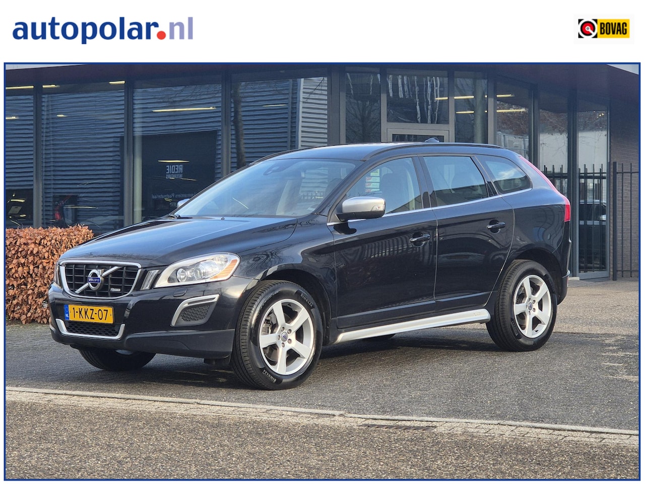 Volvo XC60 - 2.0 T5 R-Design Leder/Stoelverw/CruiseControl etc. - AutoWereld.nl