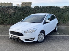 Ford Focus - 1.0 Edition * Navi * Nieuwe Distr. * Garantie