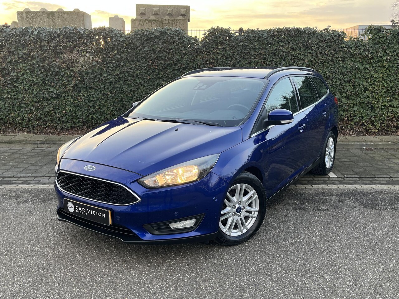 Ford Focus Wagon - 1.0 Edition * Facelift * Nieuwe Distr. * Garantie - AutoWereld.nl