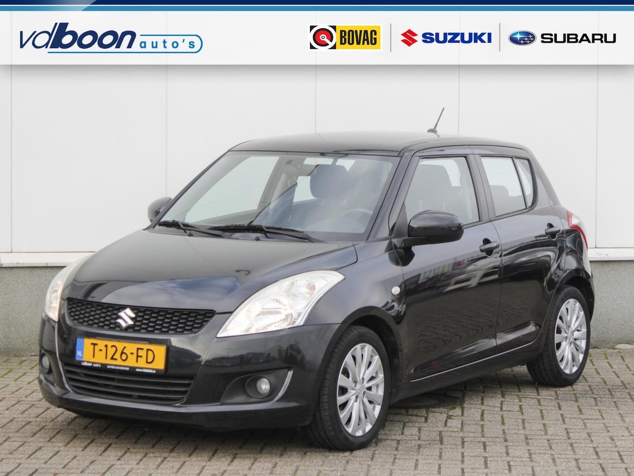 Suzuki Swift - 1.2 Exclusive Automaat | Cruise | Clima | Trekhaak - AutoWereld.nl