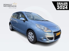 Renault Scénic - 2.0 Privilege 140 AUTOMAAT / RIJKLAARPRIJS / DEALER ONDERHOUDEN / TREKHAAK / WINTERSET / L