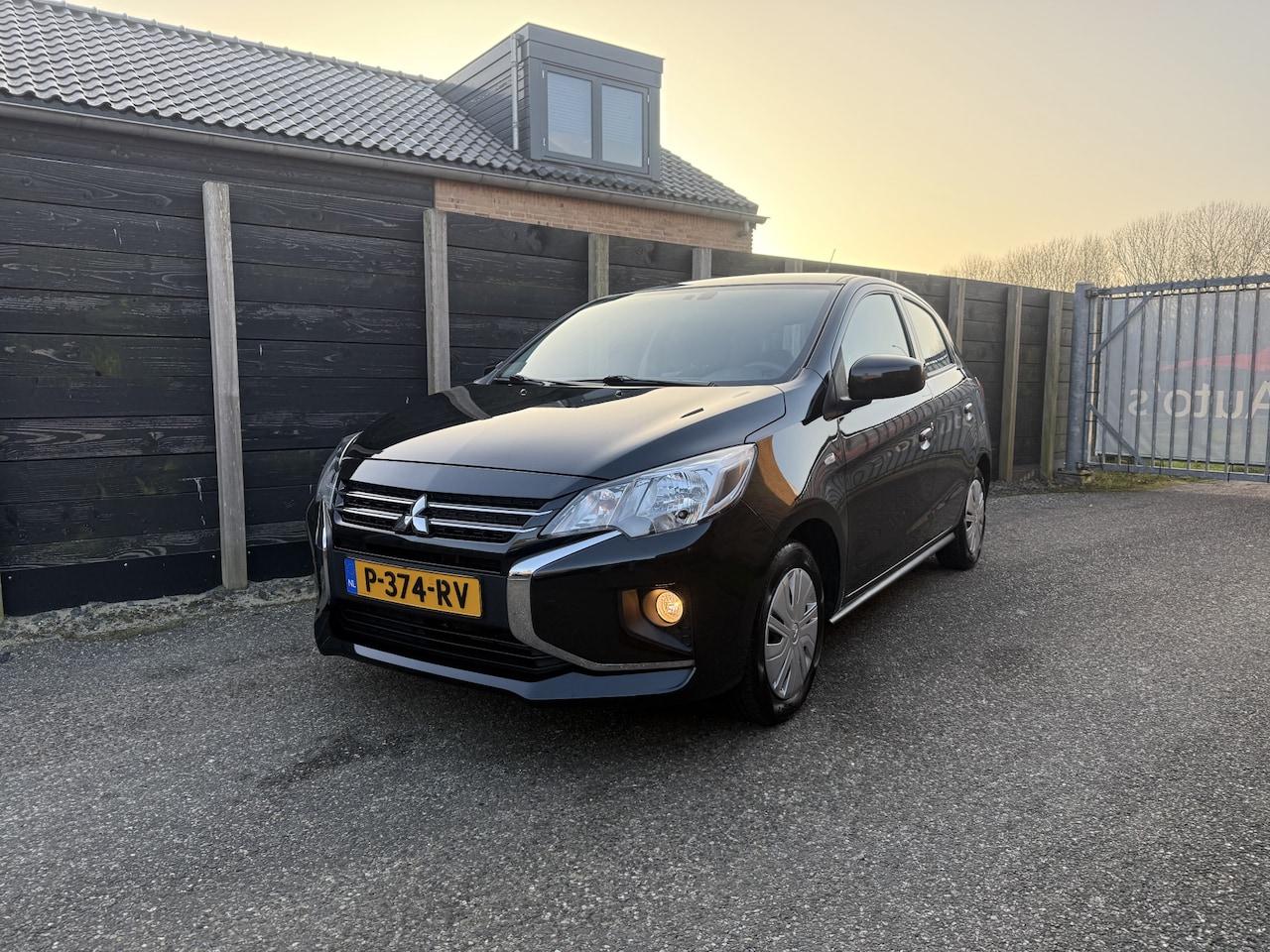 Mitsubishi Space Star - 1.2 Cool+ NL-auto, vol. onderhouden - AutoWereld.nl