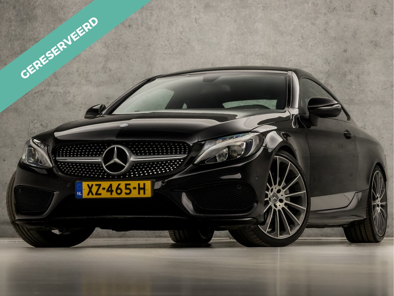 Mercedes-Benz C-klasse Coupé - 180 AMG Sport 157Pk Automaat (SCHUIFDAK, NAVIGATIE, STOELVERWARMING, LEDER/ALCANTARA, ZWAR - AutoWereld.nl