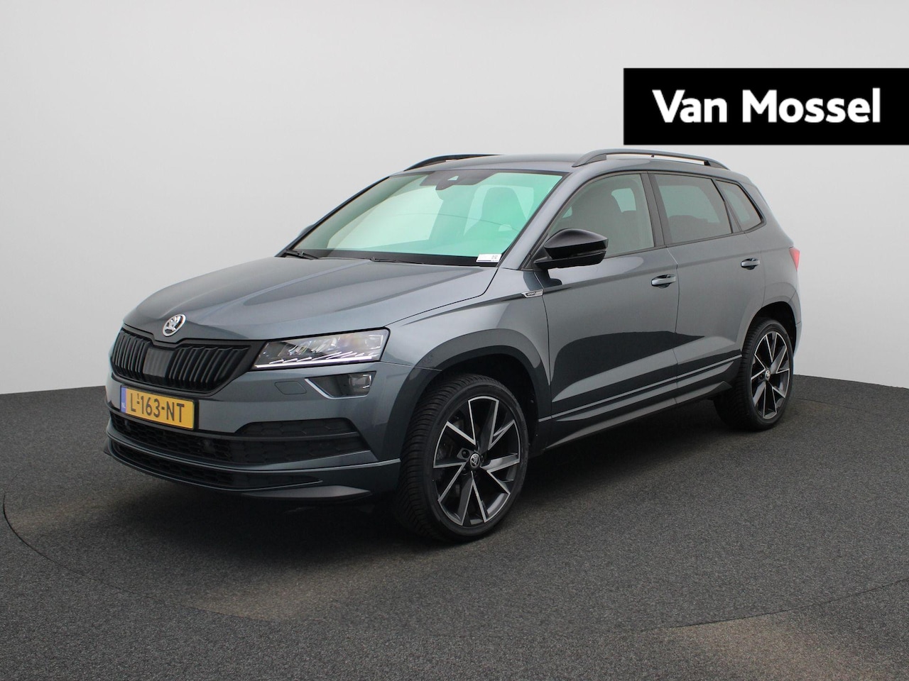 Skoda Karoq - 1.5 TSI ACT Sportline Business | Automaat | Apple Carplay / Android Auto | Navigatie | Ach - AutoWereld.nl