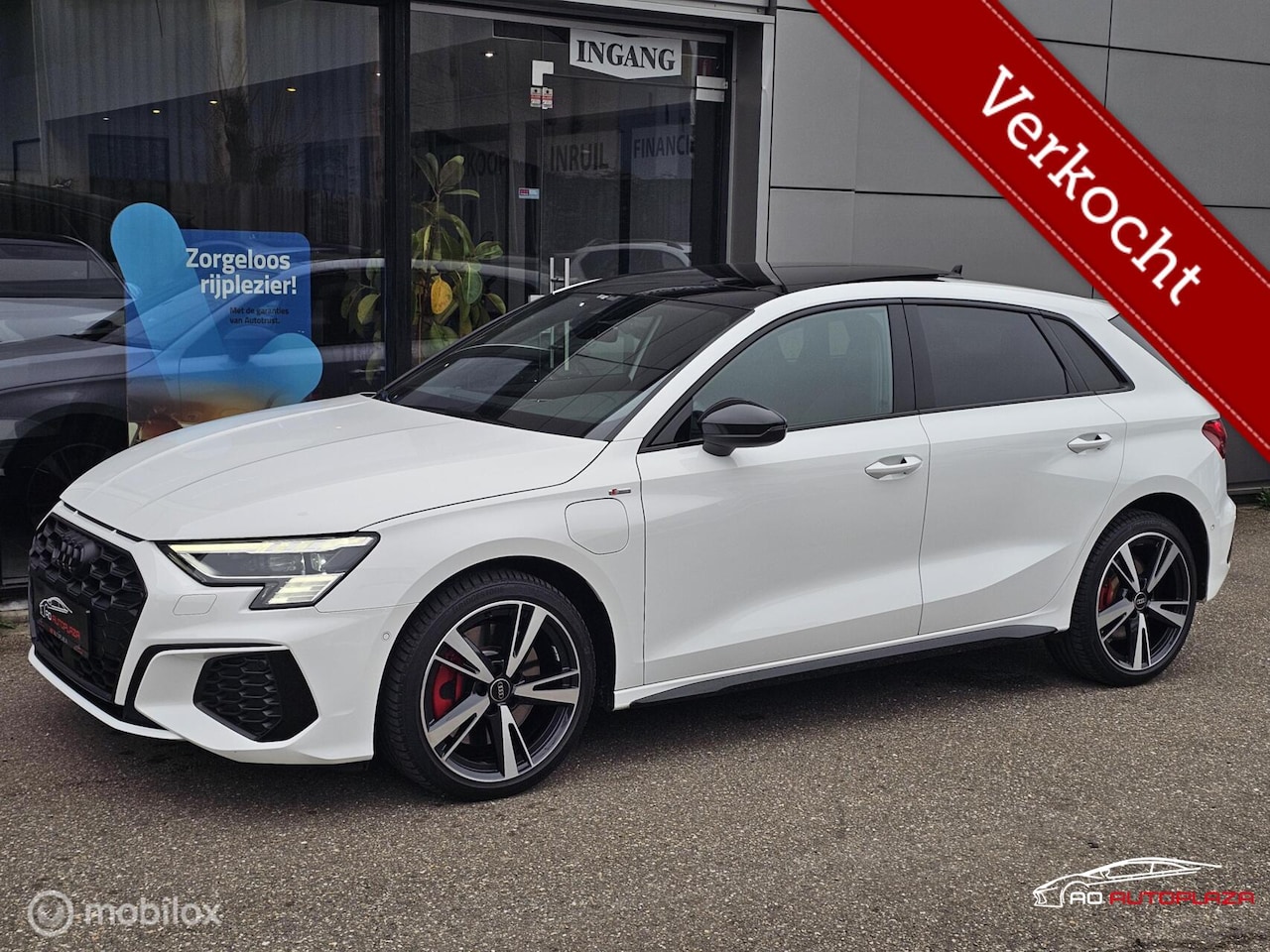 Audi A3 Sportback - 45 TFSI e S edition Competition Pano/RS Seats/3x S-line - AutoWereld.nl