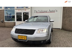 Volkswagen Passat - 4.0 W8 4Motion |275pk|Leder|Memory|68731km
