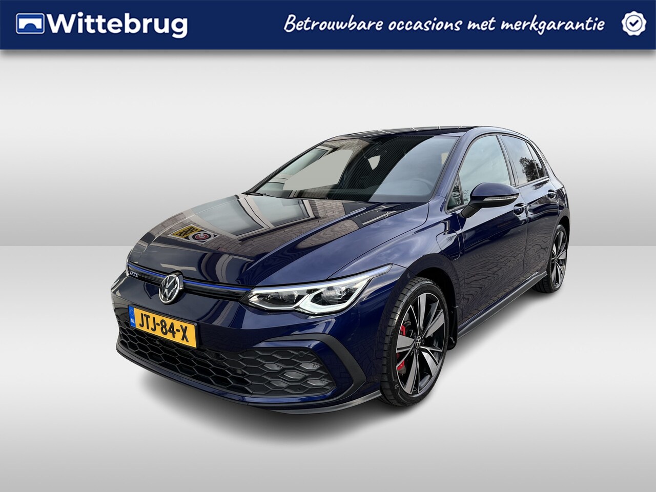 Volkswagen Golf - 1.4 eHybrid GTE / AUTOMAAT/ 245 PK/ IQ. LIGHT/ LED MISTLAMPEN/ STOEL + STUUR VERWARM./ KEY - AutoWereld.nl