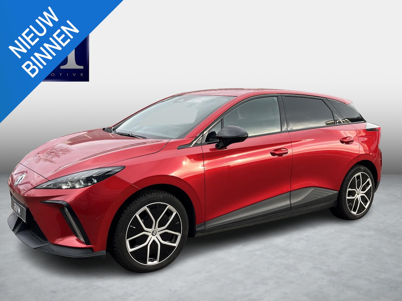 MG MG4 Electric - 64 kWh Luxury LONG RANGE | SOH 98%|15.000KM! | DEALER ONDERHOUDEN| 7 JAAR GARANTIE BIJ MG| - AutoWereld.nl