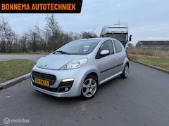 Peugeot 107 - 1.0-12V Black & Silver Airco Centrale
