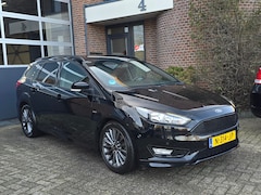 Ford Focus Wagon - 1.0 ST line|PDC|Lm Velgen|Led|Stoelverwarming