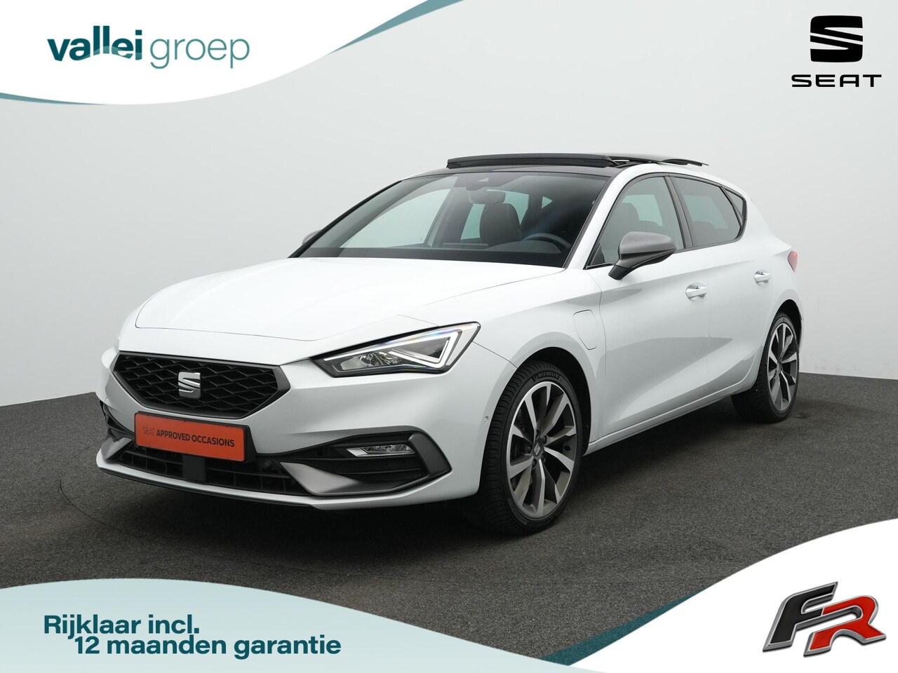 SEAT Leon - 1.4 TSI eHybrid 204 pk DSG PHEV FR | Panoramadak | Trekhaak | Geheugenstoel | Leder/alcant - AutoWereld.nl